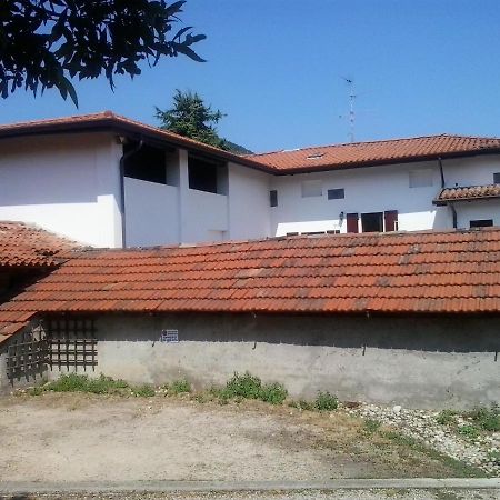 Апартаменты La Casa Bianca Роэ Экстерьер фото